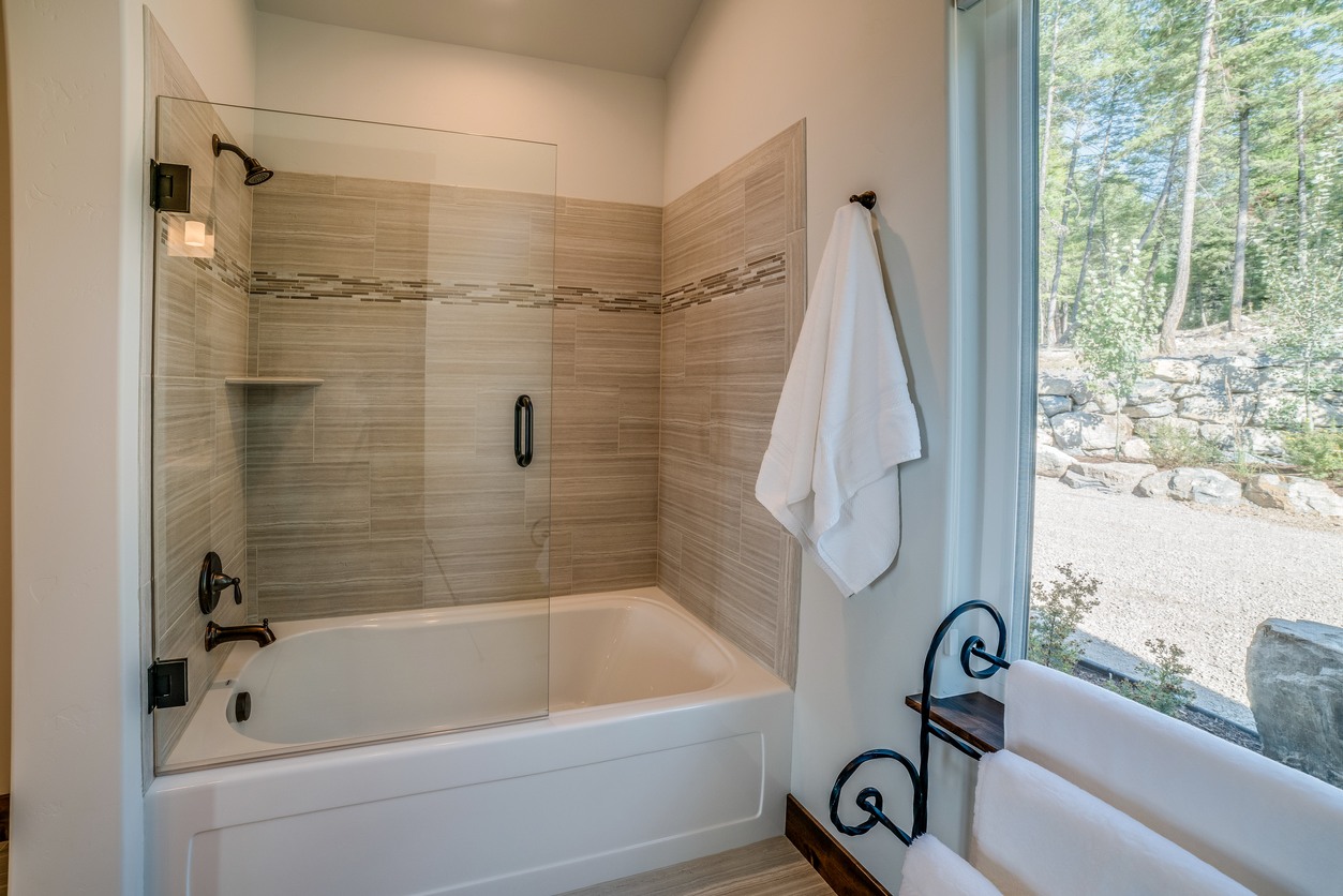 Shower & Tub Repair in Shoreview